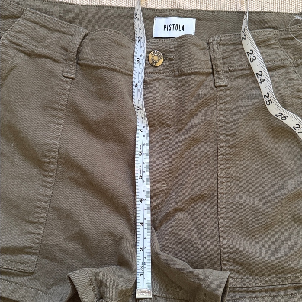 Pistola Utility Shorts Khaki Rear Flap Button Close pockets 3.5” inseam - Picture 11 of 12